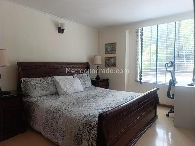 Apartamento de 3 alcobas en venta en El Poblado, Medellín, 96 m² · foto 14 de 20