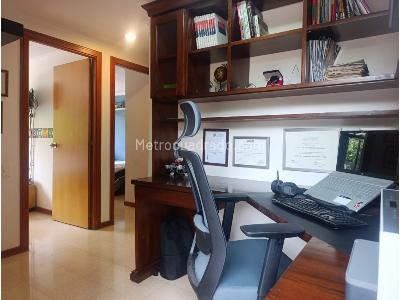 Apartamento de 3 alcobas en venta en El Poblado, Medellín, 96 m² · foto 16 de 20