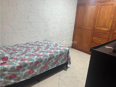 Casa de 4 alcobas en venta en La Almeria, Medellín, 146 m² · foto 6 de 10