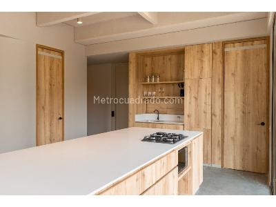 Apartamento de 2 alcobas en venta en El Poblado, Medellín, 186 m² · foto 2 de 20