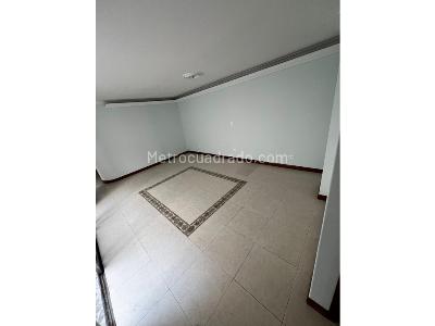 Apartamento en venta en Laureles, Medellín · foto 2 de 20