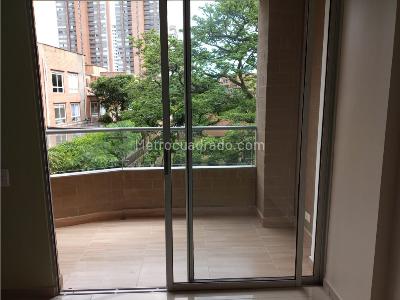 Apartamento de 3 alcobas en venta en El Poblado, Medellín, 126 m² · foto 4 de 20