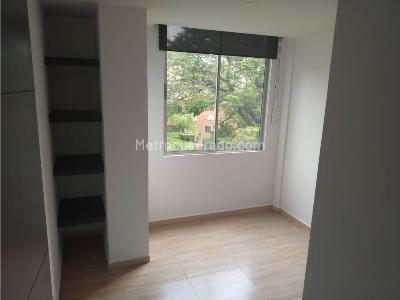 Apartamento de 3 alcobas en venta en El Poblado, Medellín, 126 m² · foto 10 de 20