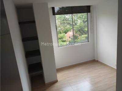 Apartamento de 3 alcobas en venta en El Poblado, Medellín, 126 m² · foto 11 de 20