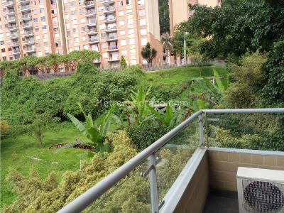 Apartamento de 3 alcobas en venta en El Poblado, Medellín, 126 m² · foto 19 de 20