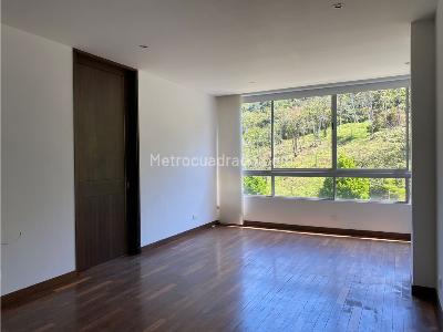 Apartamento de 3 alcobas en venta en Los Balsos Poblado, Medellín, 245 m² · foto 7 de 20