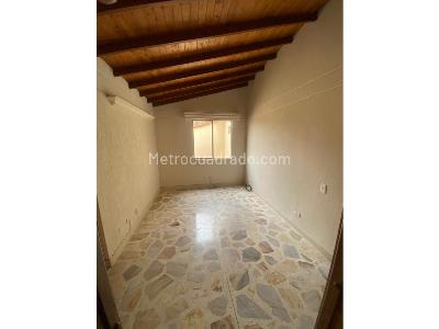 Casa de 3 alcobas en venta en Loma De Las Brujas, Envigado, 135 m² · foto 17 de 20