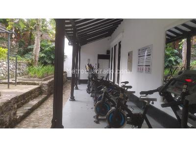 Casa de 3 alcobas en venta en Loma De Las Brujas, Envigado, 135 m² · foto 18 de 20