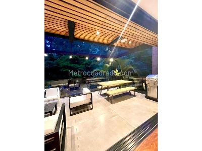 Casa de 3 alcobas en venta en El Poblado, Medellín, 310 m² · foto 4 de 16
