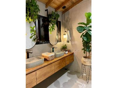 Casa de 3 alcobas en venta en El Poblado, Medellín, 310 m² · foto 11 de 16