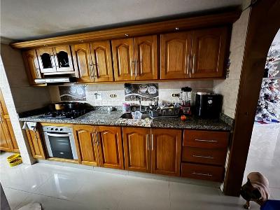 Casa de 4 alcobas en venta en La Mota, Medellín, 89 m² · foto 2 de 17