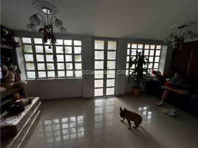 Casa de 4 alcobas en venta en La Mota, Medellín, 89 m² · foto 4 de 17