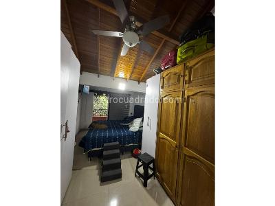Casa de 4 alcobas en venta en La Mota, Medellín, 89 m² · foto 9 de 17