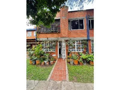 Casa de 4 alcobas en venta en La Mota, Medellín, 89 m² · foto 12 de 17