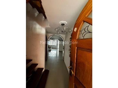 Casa de 4 alcobas en venta en La Mota, Medellín, 89 m² · foto 13 de 17
