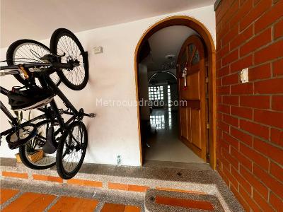 Casa de 4 alcobas en venta en La Mota, Medellín, 89 m² · foto 14 de 17