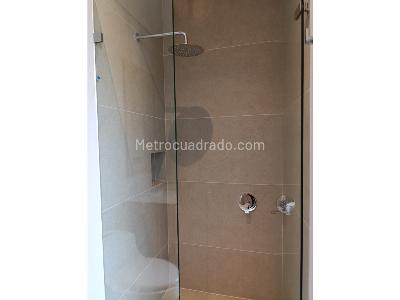 Apartamento de 3 alcobas en venta en Castropol, Medellín, 229 m² · foto 17 de 20