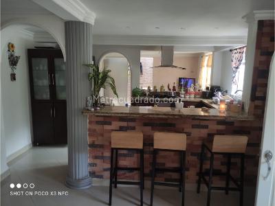 Casa en venta en Las Antillas, Envigado · foto 2 de 16