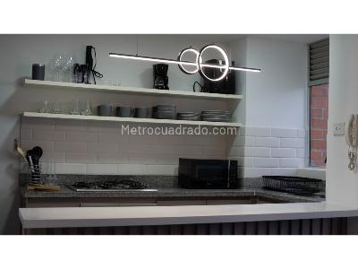Apartamento de 2 alcobas en venta en Las Palmas, Medellín, 74 m² · foto 3 de 17