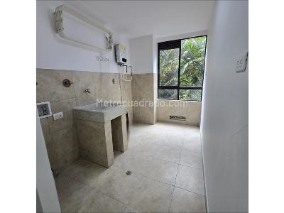 Apartamento en venta en El Poblado, Medellín · foto 4 de 20