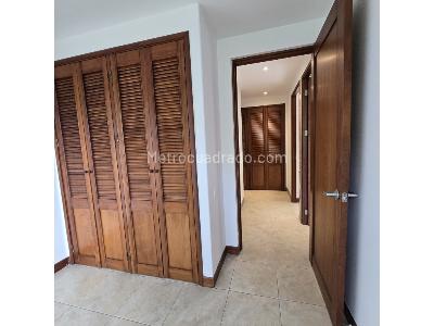 Apartamento en venta en El Poblado, Medellín · foto 13 de 20