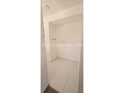 Apartamento de 3 alcobas en venta en San Remo, Sabaneta, 72 m² · foto 10 de 20