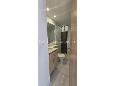 Apartamento de 3 alcobas en venta en San Remo, Sabaneta, 72 m² · foto 13 de 20