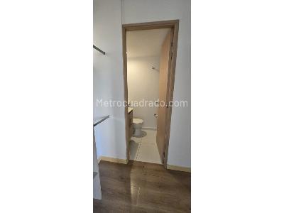 Apartamento de 3 alcobas en venta en San Remo, Sabaneta, 72 m² · foto 18 de 20