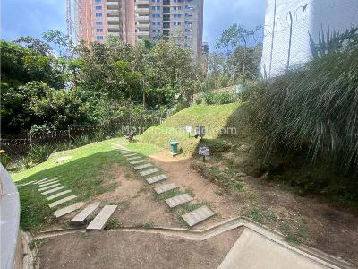 Apartamento de 4 alcobas en venta en Las Lomitas, Sabaneta, 111 m² · foto 20 de 20