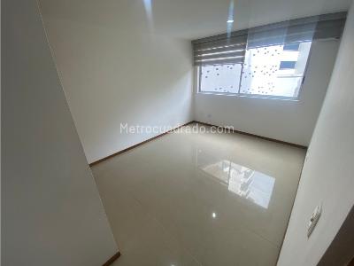 Apartamento de 4 alcobas en venta en Las Lomitas, Sabaneta, 111 m² · foto 7 de 20