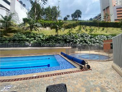 Apartamento de 4 alcobas en venta en Las Lomitas, Sabaneta, 111 m² · foto 18 de 20