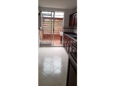 Casa de 3 alcobas en venta en La Mota, Medellín, 150 m² · foto 3 de 20