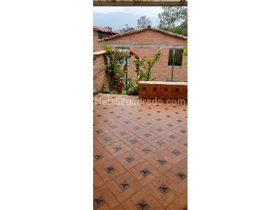Casa de 3 alcobas en venta en La Mota, Medellín, 150 m² · foto 13 de 20