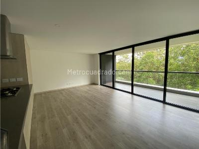 Apartamento de 3 alcobas en venta en El Poblado, Medellín, 122 m² · foto 8 de 18