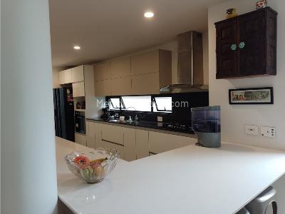 Casa de 3 alcobas en venta en La Calleja, Envigado, 307 m² · foto 5 de 20
