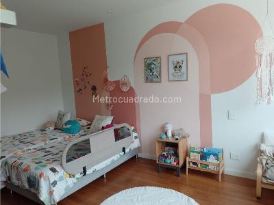 Casa de 3 alcobas en venta en La Calleja, Envigado, 307 m² · foto 14 de 20