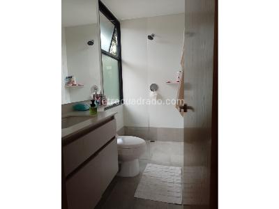 Casa de 3 alcobas en venta en La Calleja, Envigado, 307 m² · foto 18 de 20