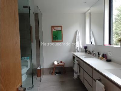 Casa de 3 alcobas en venta en La Calleja, Envigado, 307 m² · foto 19 de 20