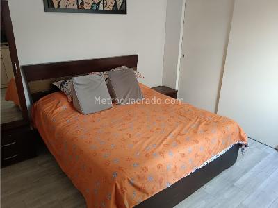 Apartamento de 3 alcobas en venta en Loma De Los Bernal, Medellín, 97 m² · foto 10 de 20