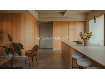 Apartamento en venta en El Poblado, Medellín · foto 2 de 19