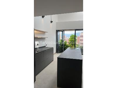 Apartamento en venta en Laureles, Medellín · foto 2 de 15