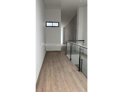 Apartamento en venta en Laureles, Medellín · foto 8 de 15