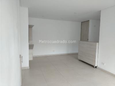 Apartamento de 2 alcobas en venta en Asdesilla, Sabaneta, 60 m² · foto 3 de 15