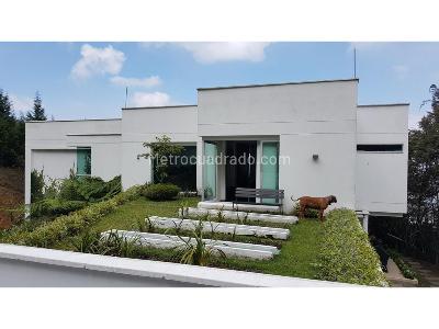 Casa de 4 alcobas en venta en Las Palmas, Medellín · foto 20 de 20