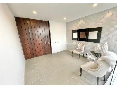 Casa de 5 alcobas en venta en Las Palmas, Envigado, 700 m² · foto 9 de 20