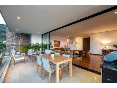 Apartamento de 4 alcobas en venta en El Poblado, Medellín, 300 m² · foto 12 de 20