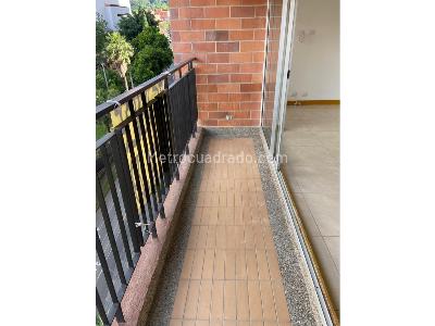 Apartamento de 2 alcobas en venta en San Remo, Sabaneta, 64 m² · foto 2 de 20