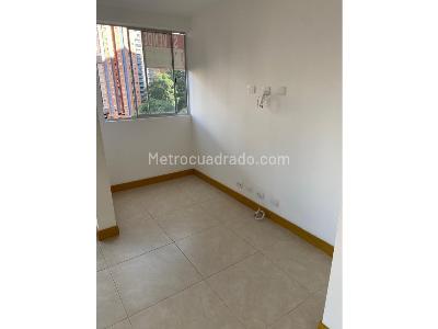 Apartamento de 2 alcobas en venta en San Remo, Sabaneta, 64 m² · foto 13 de 20