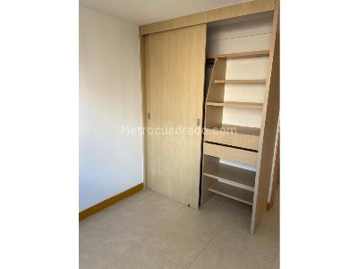 Apartamento de 2 alcobas en venta en San Remo, Sabaneta, 64 m² · foto 14 de 20