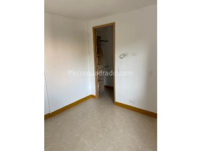 Apartamento de 2 alcobas en venta en San Remo, Sabaneta, 64 m² · foto 19 de 20
